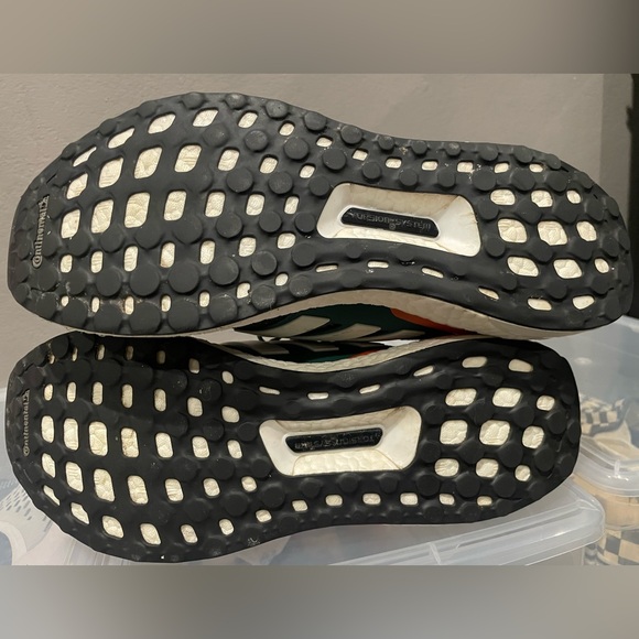 Adidas Ultraboost 4.0 Miami Hurricane men’s 11 - Picture 7 of 10